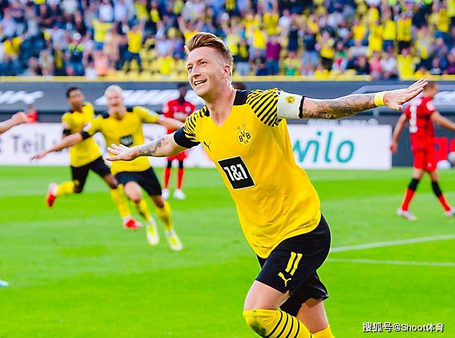 包含今夜多特蒙德防线松动:社区盾节点到来,引发热议,训练强度明显提升的词条 包含今夜多特蒙德防线松动:社区盾节点到来,引发热议,训练强度明显提升的词条