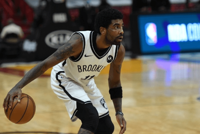 包含TheShy迎来十赛季高光表现，篮网球迷沸腾！的词条